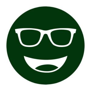 Circular icon with a smiling face wearing glasses in dark green, representing the Noir 08 lens tint.
