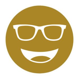 Circular icon with a smiling face wearing glasses in mustard yellow, representing the Noir #11 lens tint.