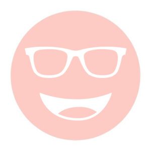 Circular icon with a smiling face wearing glasses in light coral, representing the Noir-41 lens tint.