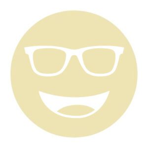 Circular icon with a smiling face wearing glasses in pale yellow, representing the Noir-48 lens tint.